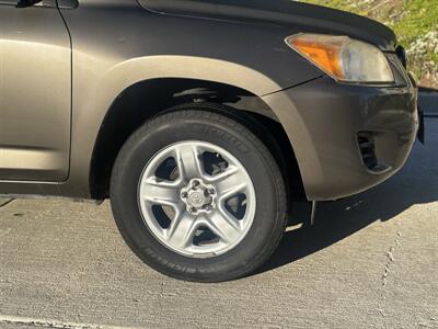 2009 Toyota RAV4   - Photo 14 - Los Angeles, CA 90022