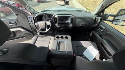 2019 Chevrolet Silverado 2500 HD LT   - Photo 15 - Albuquerque, NM 87107