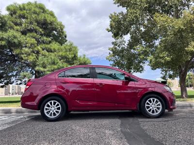 2019 Chevrolet Sonic LT Auto   - Photo 9 - Albuquerque, NM 87107