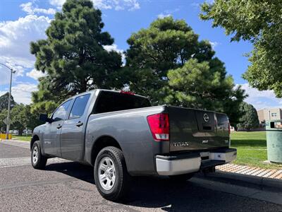 2005 Nissan Titan XE 4dr Crew Cab XE   - Photo 10 - Albuquerque, NM 87107