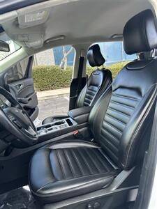 2022 Ford Edge SEL   - Photo 9 - Albuquerque, NM 87110