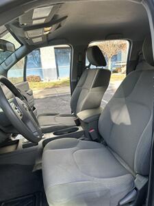 2019 Nissan Frontier SV   - Photo 10 - Albuquerque, NM 87110