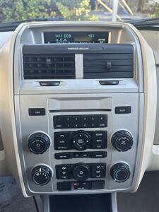 2011 Ford Escape XLT   - Photo 15 - Albuquerque, NM 87110