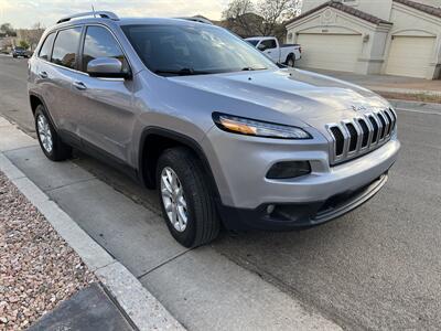 2018 Jeep Cherokee Latitude Plus   - Photo 2 - Albuquerque, NM 87110