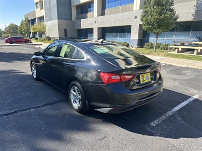 2017 Chevrolet Malibu LS   - Photo 5 - Albuquerque, NM 87110