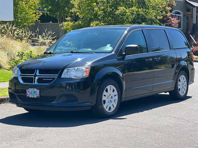 2017 Dodge Grand Caravan SE  
