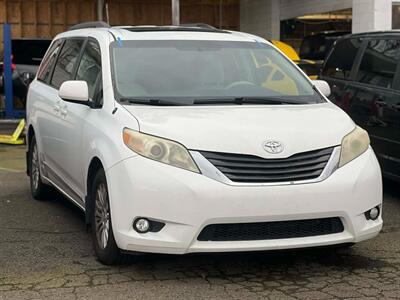 2011 Toyota Sienna XLE 8-Passenger   - Photo 2 - Portland, OR 97216