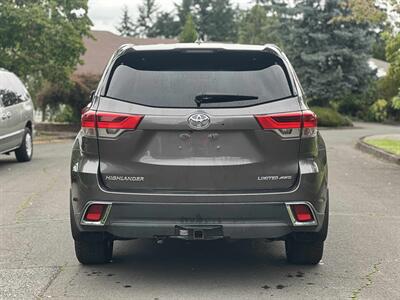 2017 Toyota Highlander Limited   - Photo 6 - Portland, OR 97216