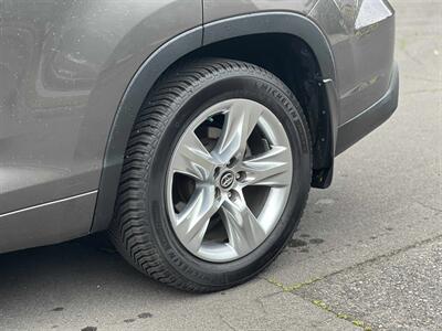 2017 Toyota Highlander Limited   - Photo 14 - Portland, OR 97216