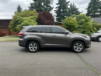 2017 Toyota Highlander Limited   - Photo 8 - Portland, OR 97216