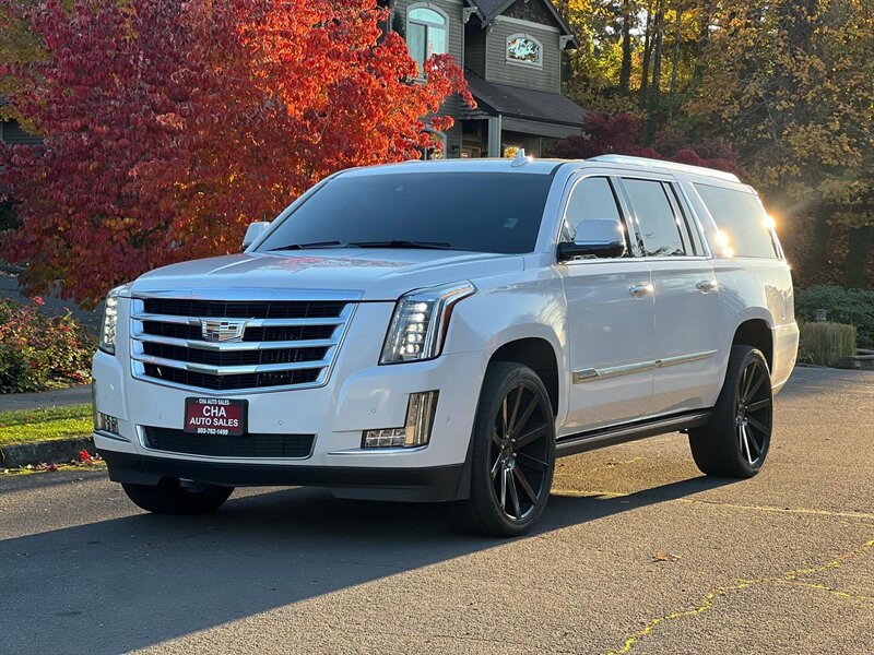 2018 Cadillac Escalade ESV Premium Luxury  