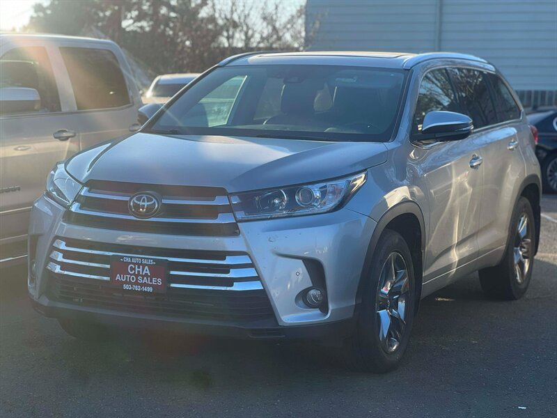 2017 Toyota Highlander Limited  