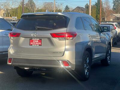 2017 Toyota Highlander Limited   - Photo 3 - Portland, OR 97216