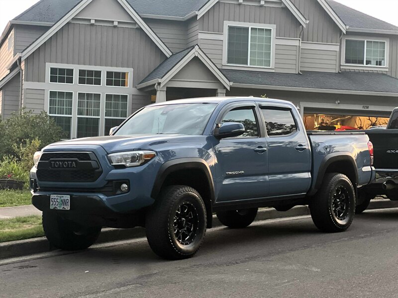 2019 Toyota Tacoma TRD Off-Road  