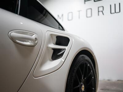 2013 Porsche 911 Turbo S   - Photo 25 - Peoria, IL 61615