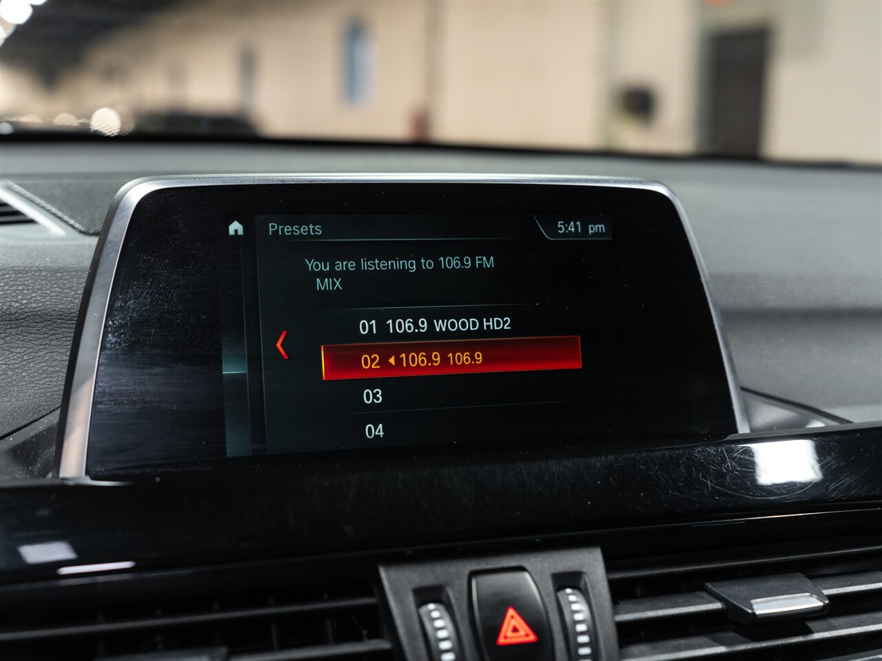 2018 BMW X1 xDrive28i - Photo 23 - Peoria, IL 61615