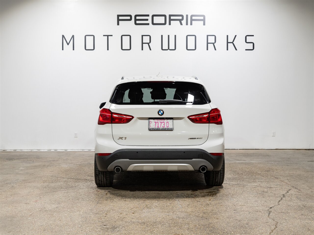 2018 BMW X1 xDrive28i - Photo 9 - Peoria, IL 61615