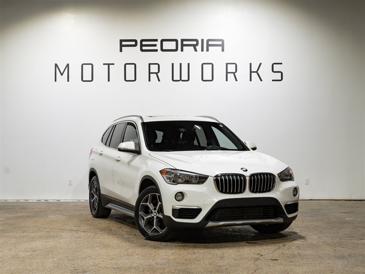 2018 BMW X1 xDrive28i   - Photo 1 - Peoria, IL 61615