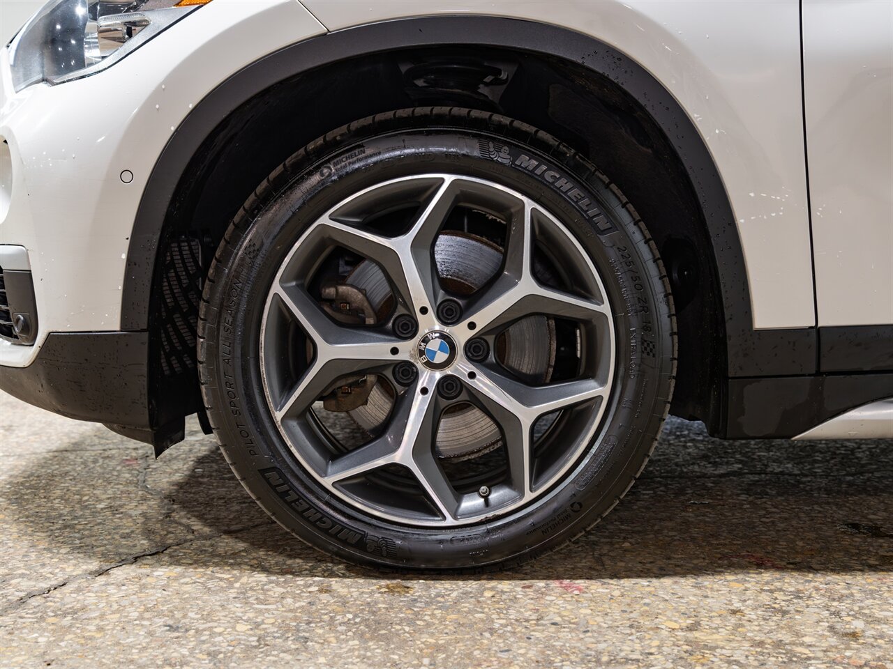 2018 BMW X1 xDrive28i - Photo 10 - Peoria, IL 61615