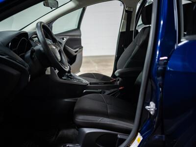 2017 Ford Focus SEL   - Photo 19 - Peoria, IL 61615