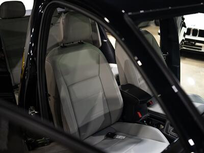 2021 Volkswagen Tiguan SE R-Line Black 4Motion - Photo 33 - Peoria, IL 61615