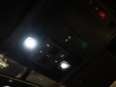 2021 Volkswagen Tiguan SE R-Line Black 4Motion - Photo 44 - Peoria, IL 61615