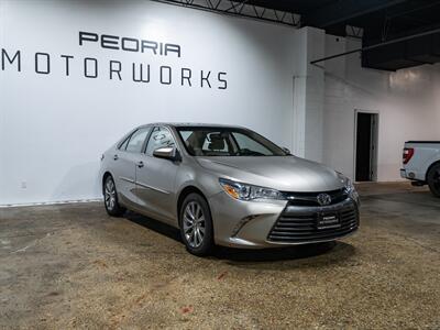 2015 Toyota Camry XLE   - Photo 2 - Peoria, IL 61615