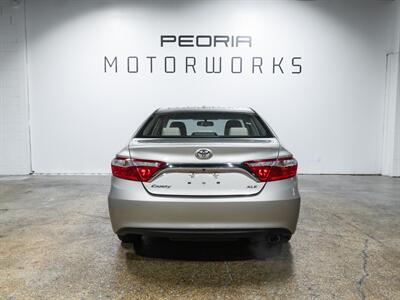 2015 Toyota Camry XLE   - Photo 20 - Peoria, IL 61615