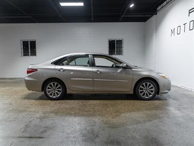 2015 Toyota Camry XLE   - Photo 27 - Peoria, IL 61615