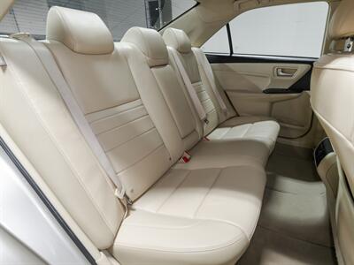 2015 Toyota Camry XLE   - Photo 32 - Peoria, IL 61615