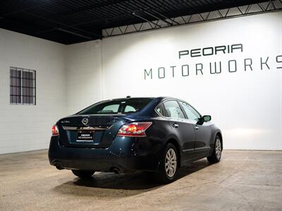 2015 Nissan Altima 2.5 S   - Photo 8 - Peoria, IL 61615