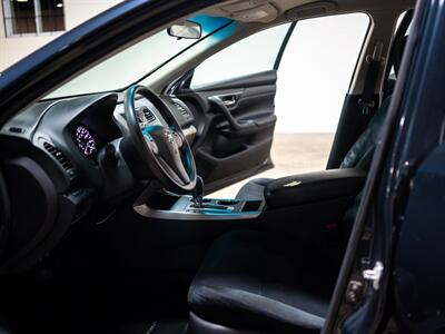 2015 Nissan Altima 2.5 S   - Photo 24 - Peoria, IL 61615