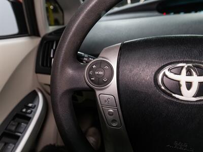 2012 Toyota Prius Three   - Photo 19 - Peoria, IL 61615