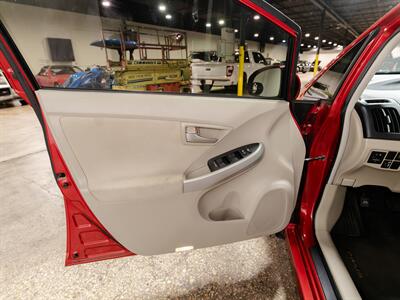 2012 Toyota Prius Three   - Photo 30 - Peoria, IL 61615