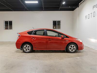 2012 Toyota Prius Three   - Photo 7 - Peoria, IL 61615
