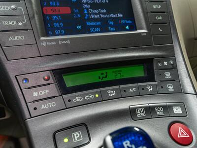 2012 Toyota Prius Three   - Photo 24 - Peoria, IL 61615