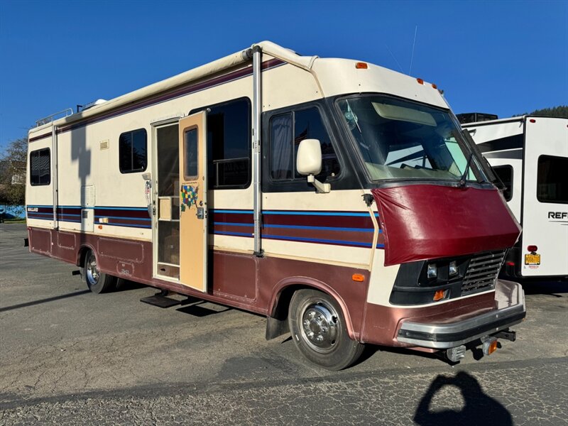1988 MALLARD 310 BASEMENT MODEL FORD  
