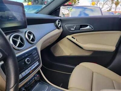 2018 MERCEDES-BENZ CLA   - Photo 11 - San Diego, CA 92105