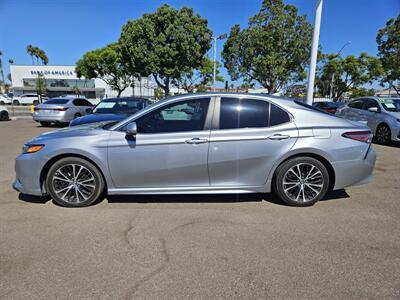 2019 Toyota Camry SE   - Photo 2 - San Diego, CA 92105