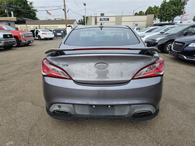 2011 HYUNDAI GENESIS COUPE Gray Titanium Metallic   - Photo 5 - San Diego, CA 92105