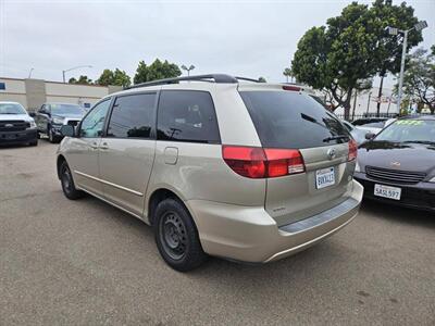 2005 TOYOTA SIENNA   - Photo 3 - San Diego, CA 92105