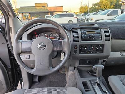 2012 NISSAN FRONTIER CREW CAB   - Photo 10 - San Diego, CA 92105