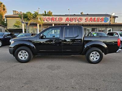 2012 NISSAN FRONTIER CREW CAB   - Photo 2 - San Diego, CA 92105