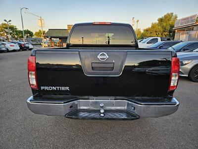 2012 NISSAN FRONTIER CREW CAB   - Photo 4 - San Diego, CA 92105