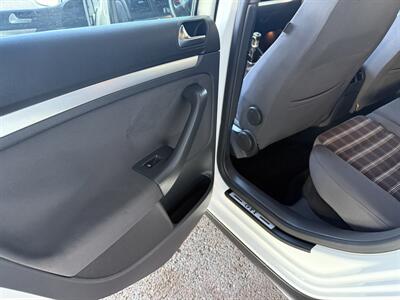 2007 Volkswagen GTI  4 door - Photo 14 - Santa Fe, NM 87505