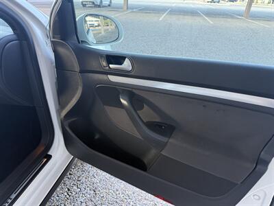 2007 Volkswagen GTI  4 door - Photo 10 - Santa Fe, NM 87505