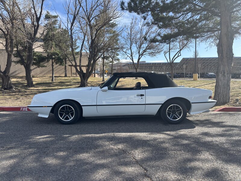 1988 Studebaker Convertible  Avanti Roadster