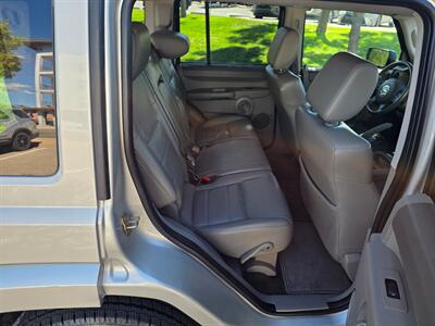 2007 Jeep Commander Sport Sport 4dr SUV  7 passenger - Photo 15 - Santa Fe, NM 87505