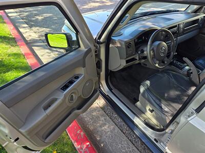 2007 Jeep Commander Sport Sport 4dr SUV  7 passenger - Photo 9 - Santa Fe, NM 87505