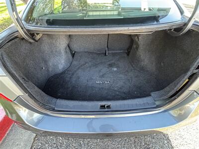 2018 Nissan Sentra S   - Photo 12 - Santa Fe, NM 87505